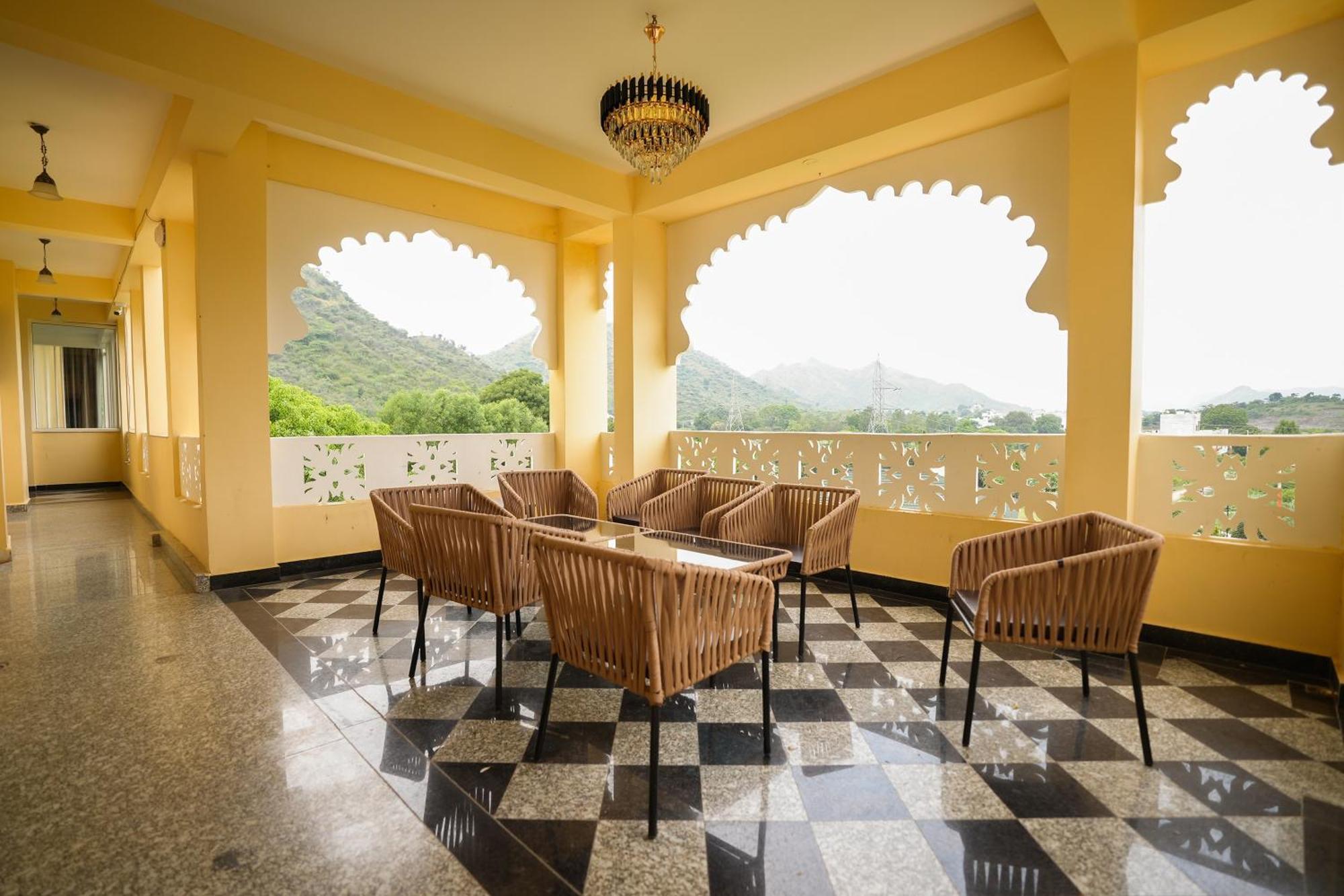 Maangarh Resorts Удайпур Экстерьер фото